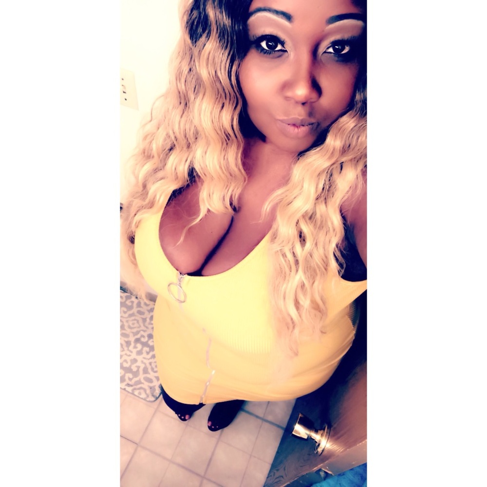 Meet your posher 💋